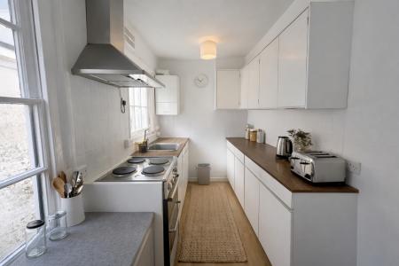 1 bedroom Flat to let in Madeira Place, Kemptown, Brighton, BN2