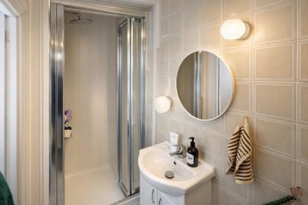 1 bedroom Flat to let in Madeira Place, Kemptown, Brighton, BN2