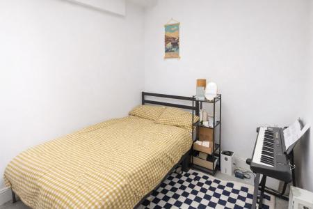 3 bedroom Flat to let in Brunswick Place, Hove, BN3