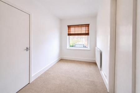 1 bedroom Flat to let in Western Road, Hove, BN3