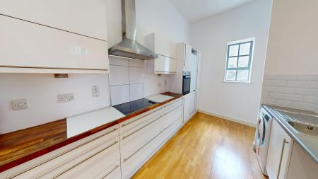 2 bedroom Flat to let in Holland Road, Hove, BN3