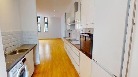 2 bedroom Flat to let in Holland Road, Hove, BN3