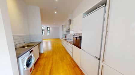 2 bedroom Flat to let in Holland Road, Hove, BN3