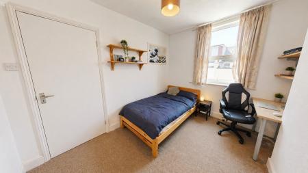 5 bedroom Terraced House to let in Saint Leonards Road, Hanover, Brighton, BN2