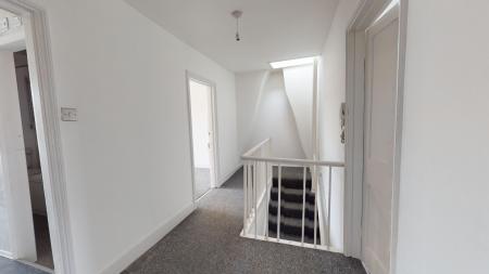 2 bedroom Flat to let in Portland Place, Kemptown, Brighton, BN2