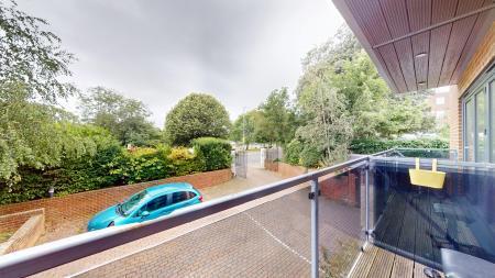 1 bedroom Flat to let in South Court, Dyke Road, Brighton, BN1