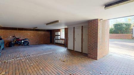1 bedroom Flat to let in South Court, Dyke Road, Brighton, BN1