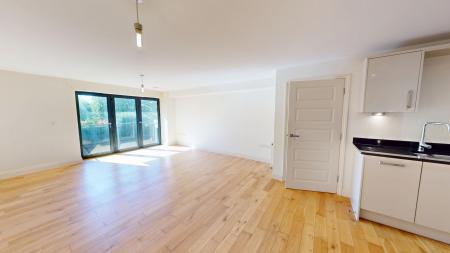 1 bedroom Flat to let in South Court, Dyke Road, Brighton, BN1