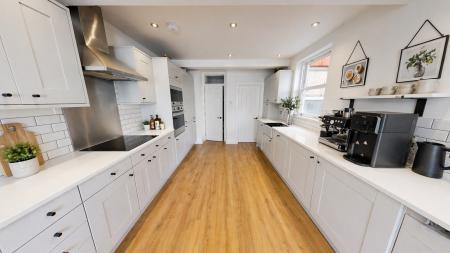 4 bedroom Flat for sale in Prinsep Road, Hove, BN3