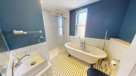 4 bedroom Flat for sale in Prinsep Road, Hove, BN3