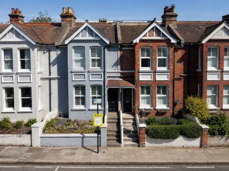 4 bedroom Flat for sale in Prinsep Road, Hove, BN3