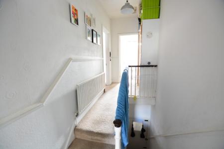 1 bedroom Flat to let in Goldstone Road, Hove, BN3