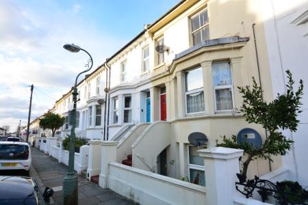 1 bedroom Flat to let in Goldstone Road, Hove, BN3