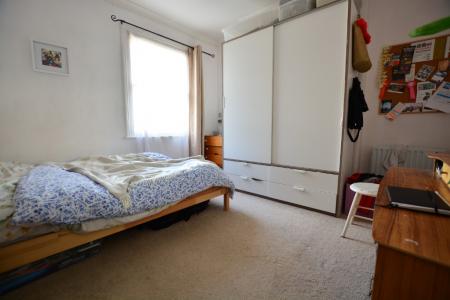 1 bedroom Flat to let in Goldstone Road, Hove, BN3