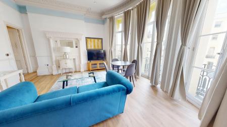 1 bedroom Flat to let in Brunswick Place, Hove, BN3