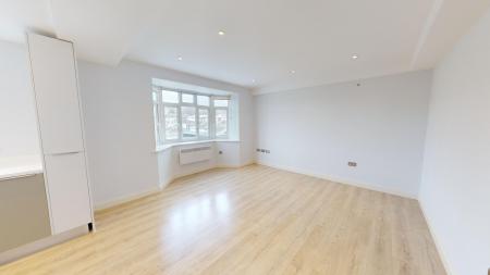 Western Road, City Centre, Brighton, BN1