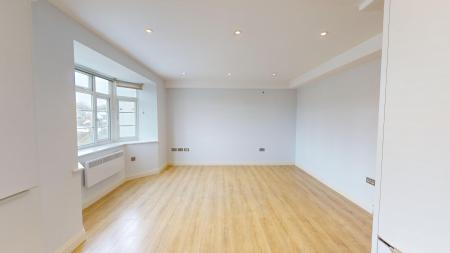 1 bedroom Flat to let in Western Road, City Centre, Brighton, BN1