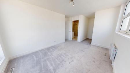 2 bedroom Flat to let in Russell Square, City Centre, Brighton, BN1