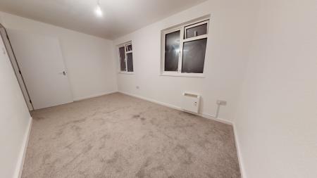 2 bedroom Flat to let in Trafalgar Close, Peacehaven, BN10