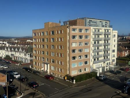 1 bedroom Flat to let in 211-213 Kingsway, Hove, BN3