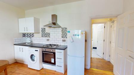 1 bedroom Flat to let in Western Road, Hove, BN3
