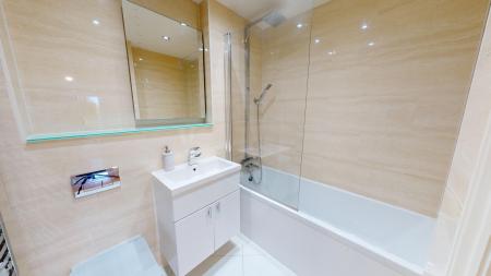 2 bedroom Flat to let in South Court, Dyke Road, Hove, BN1
