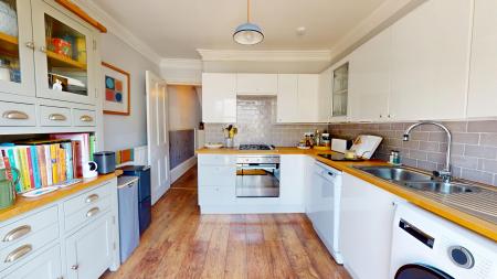 1 bedroom Flat for sale in Brunswick Place, Hove, BN3