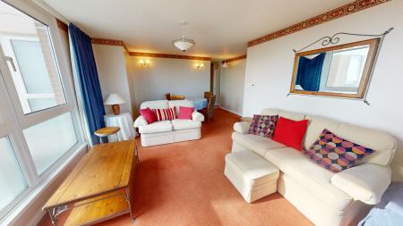 2 bedroom Flat to let in Russell Square, City Centre, Brighton, BN1