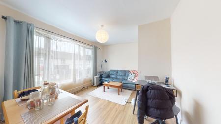 1 bedroom Flat to let in Lewes Road, Brighton, BN2