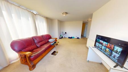 2 bedroom Flat to let in Russell Square