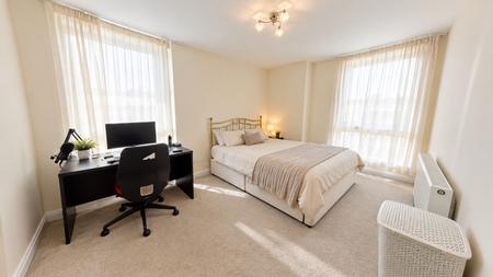 2 bedroom Flat to let in Russell Square