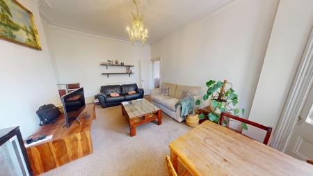 3 bedroom Flat to let in Denmark Villas, Hove, BN3