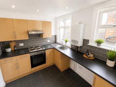 1 bedroom Flat for sale in Brunswick Square, Hove, BN3