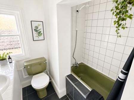 1 bedroom Flat for sale in Brunswick Square, Hove, BN3