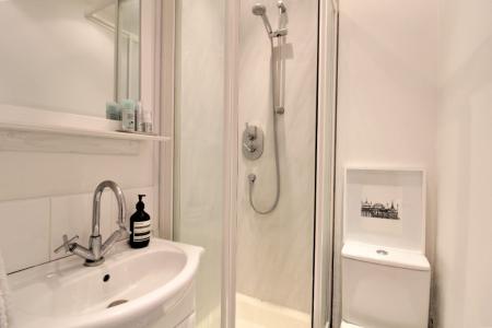 1 bedroom Studio flat to let in Powis Road, City Centre, Brighton, BN1