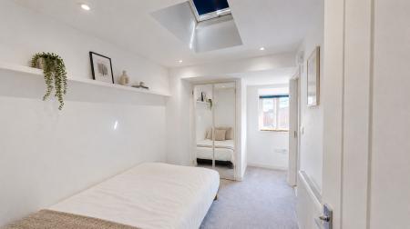 1 bedroom Flat to let in Richmond Place, Brighton, BN2