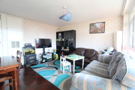 2 bedroom Flat to let in Lavender Street, Brighton, BN2