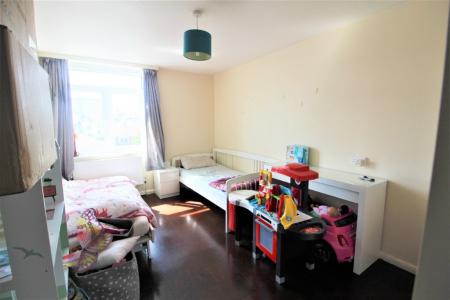 2 bedroom Flat to let in Lavender Street, Brighton, BN2