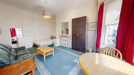 1 bedroom Studio flat to let in St Micheals Place, Brighton, BN1