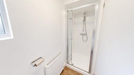 1 bedroom Flat to let in Totland Road, Brighton, BN2