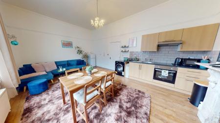 1 bedroom Flat to let in Ship Street, City Centre, Brighton, BN1