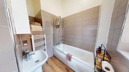 1 bedroom Flat to let in Ship Street, City Centre, Brighton, BN1