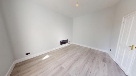 2 bedroom Flat to let in Clarence Square, Brighton, BN1
