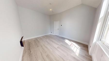 2 bedroom Flat to let in Clarence Square, Brighton, BN1