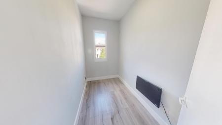 2 bedroom Flat to let in Clarence Square, City Centre, Brighton, BN1