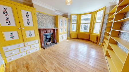 2 bedroom Flat to let in York Villas, Brighton, BN1