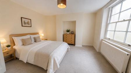 2 bedroom Flat to let in Brunswick Road, Hove, BN3