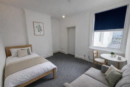 Montpelier Street, City Centre, Brighton, BN1