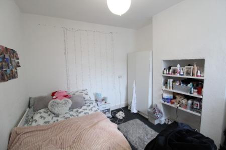 4 bedroom Flat to let in Franklin Road, Brighton, BN2