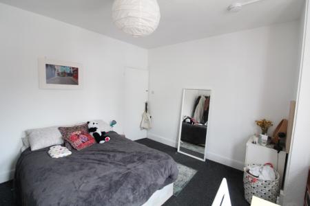 4 bedroom Flat to let in Franklin Road, Brighton, BN2